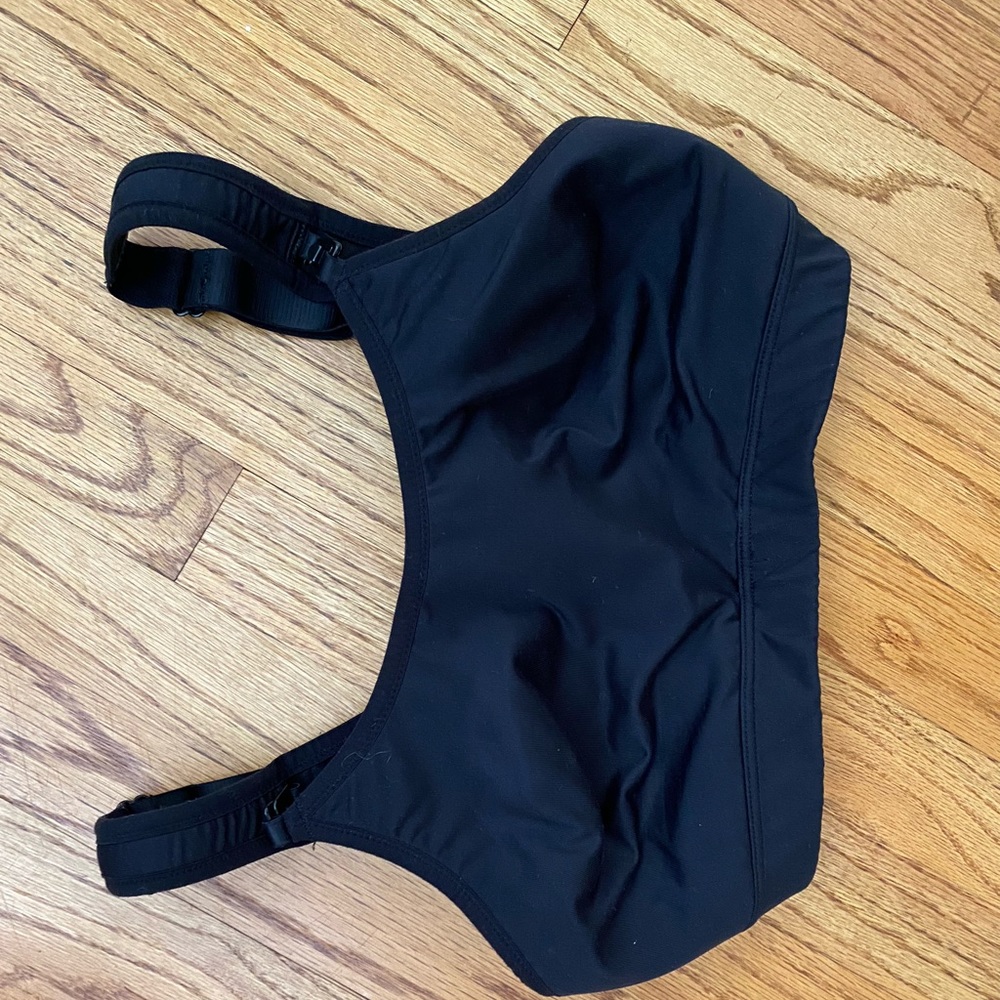 GAP FIT nursing sports bra